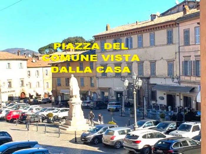 Appartamento con 6 locali in vendita in Via San Vittoria, Centro, Acquapendente