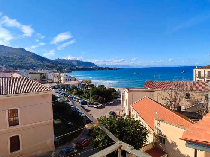 Appartamento con 5 locali in vendita in Via Salvatore Spinuzza, Centro, Cefalù