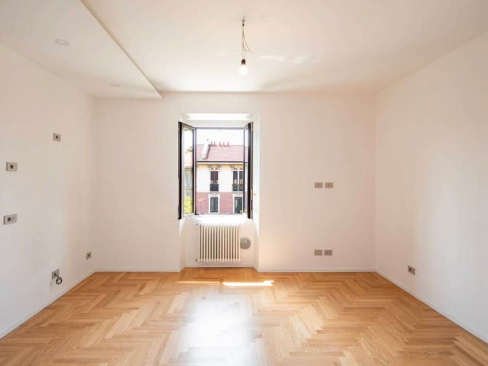 Appartamento trilocale in vendita in Via Castel Morrone, Indipendenza, Milano