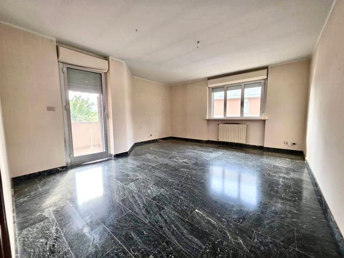 Appartamento con 5 locali in vendita in Via Pio La Torre, Centro, Valenza