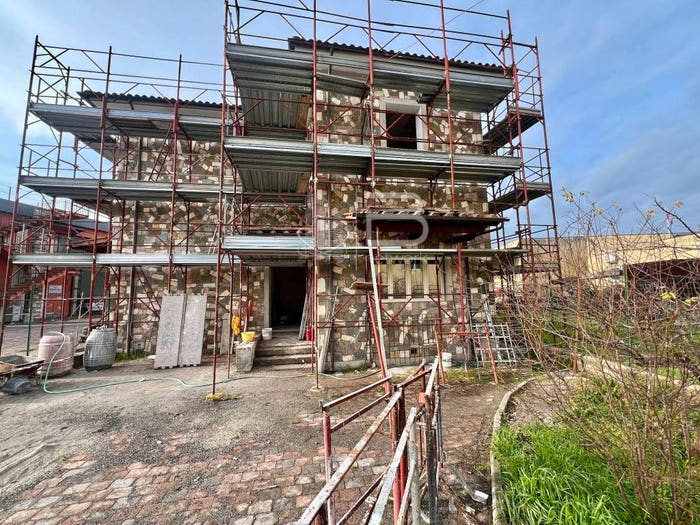 Casa con 6 locali in vendita in Corso Giacomo Matteotti, MontecatiniTerme