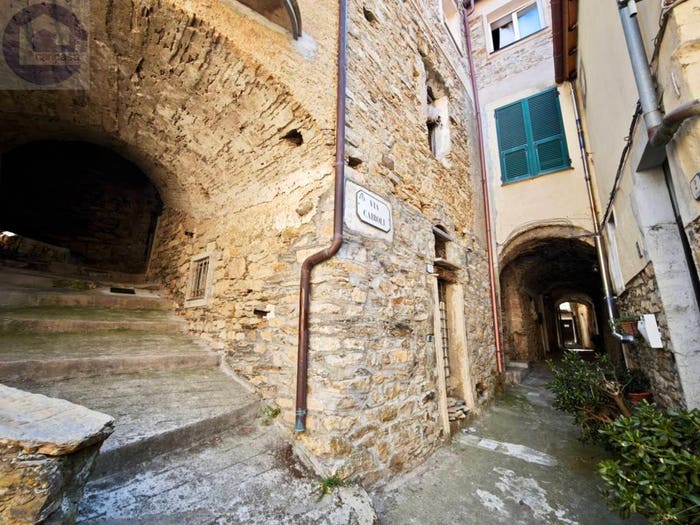 Appartamento quadrilocale in vendita in via cairoli, Isolalunga, Dolcedo