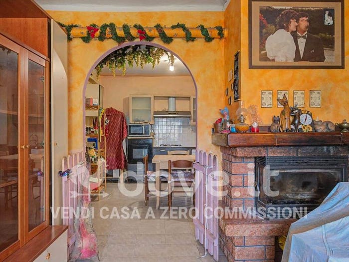 Appartamento quadrilocale in vendita in Via Brigate Partigiane, Piano Di Follo, Follo
