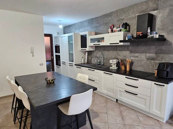Casa con 6 locali in vendita in Via Elini, Aranova, Fiumicino