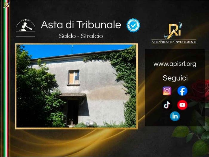 Appartamento con 6 locali in vendita in Via Gabbianella, Quistello