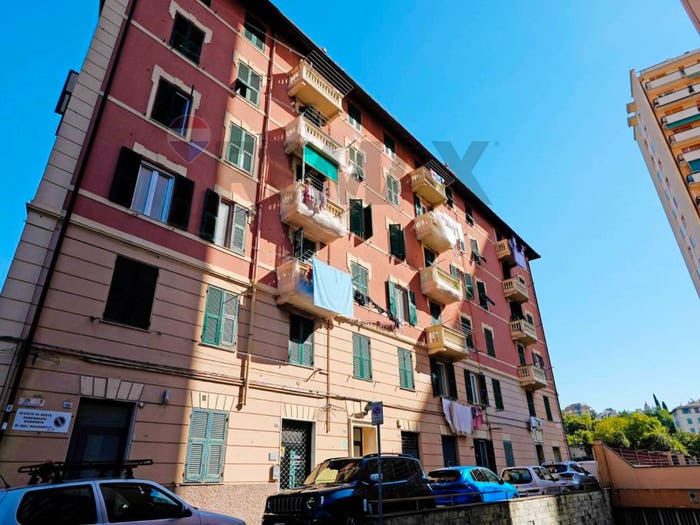 Appartamento con 6 locali in vendita in Via Giovanni Opisso, Pegli, Genova