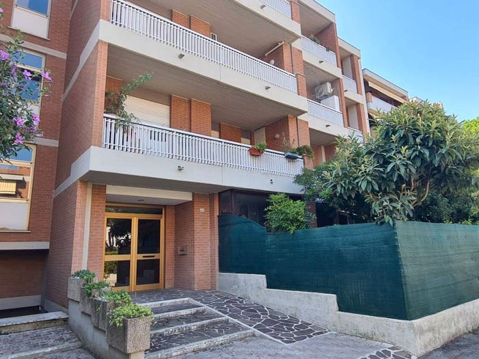 Appartamento quadrilocale in vendita in Via Parco, Chiugiana La Commenda, Corciano