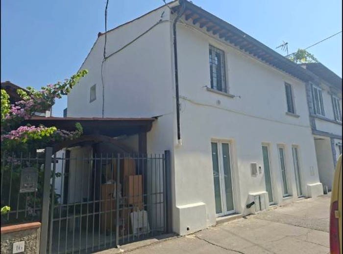 Casa quadrilocale in vendita in Brozzi, Firenze
