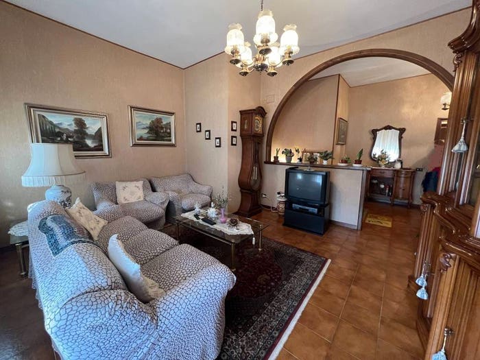 Appartamento con 5 locali in vendita in Via Concetto Marchesi, Centro, Castelfiorentino