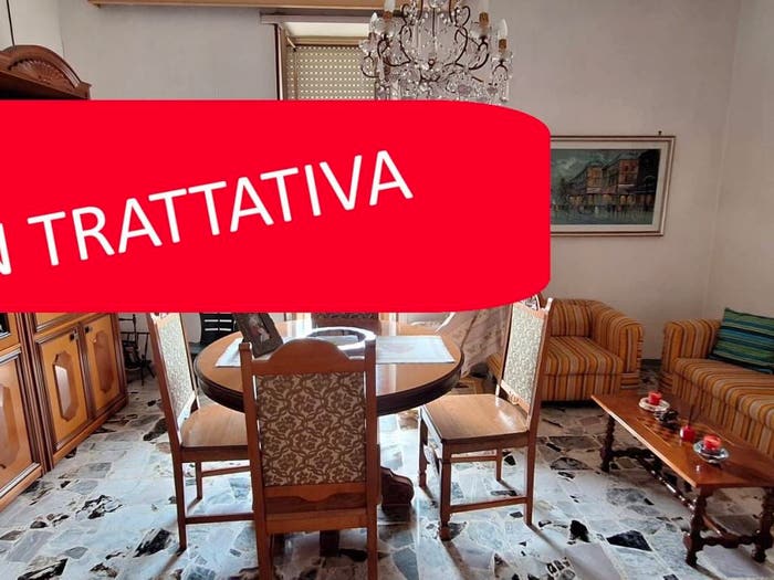 Appartamento trilocale in vendita in Via Stati Uniti d'America, Centro, Genzano di Roma