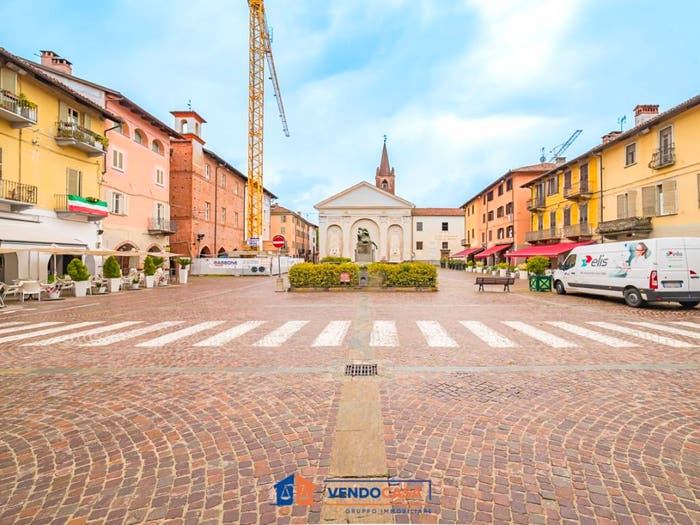 Casa con 6 locali in vendita in Via Ferruccio Valobra, Centro, Carmagnola