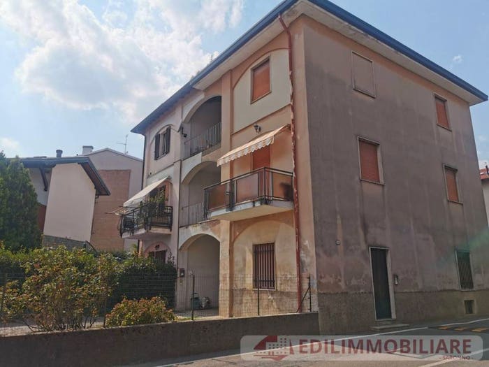 Casa con 5 locali in vendita in Cascina Restelli, Limido Comasco