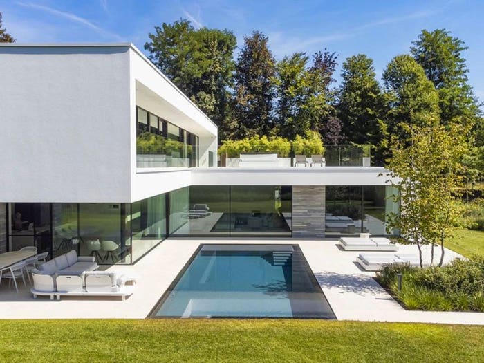 Casa con 6 locali in vendita in Strada Privata del Ronco, Centro, Carimate