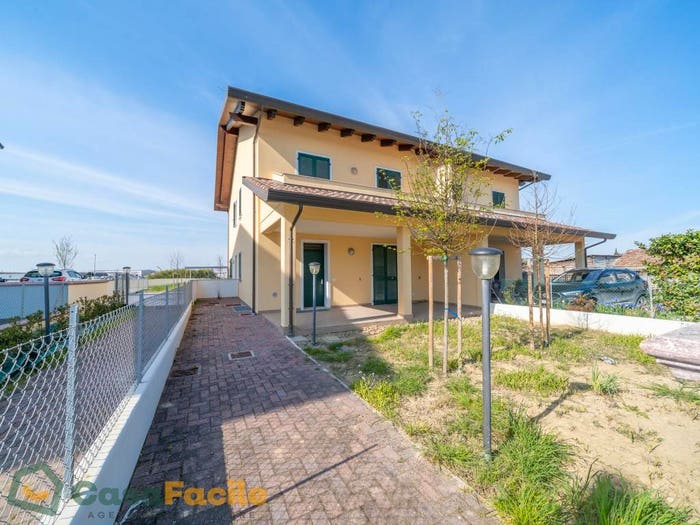 Casa quadrilocale in vendita in Via DiegaroPievesestina, Pievesestina San Cristoforo, Cesena