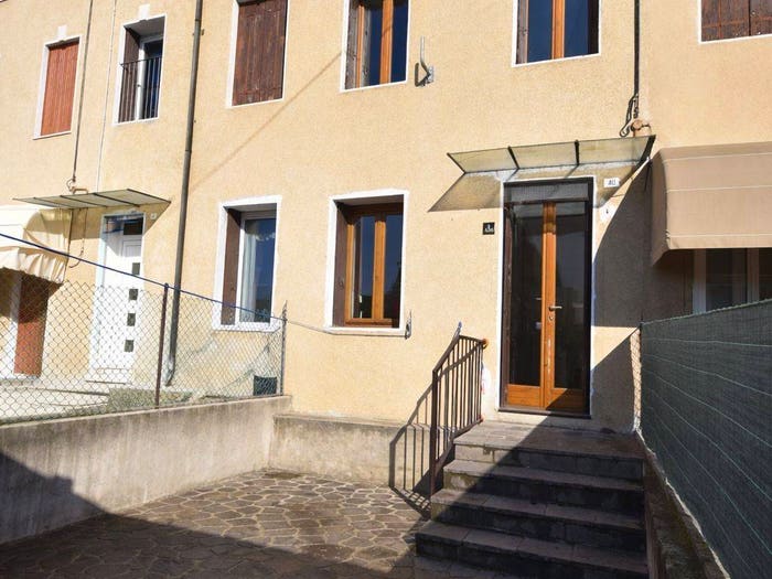 Casa con 6 locali in vendita in VIA TRIESTE, Centro, Arzignano