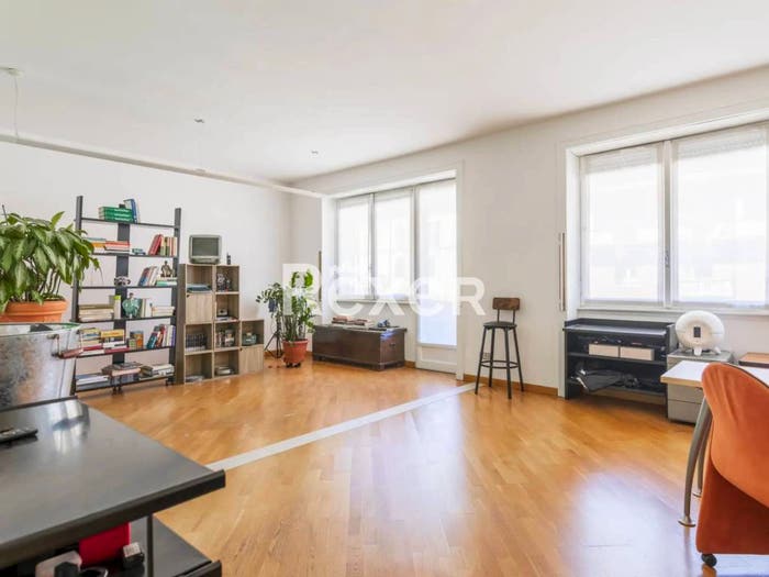 Appartamento con 5 locali in vendita in Galleria Buenos Aires, Morgagni, Milano