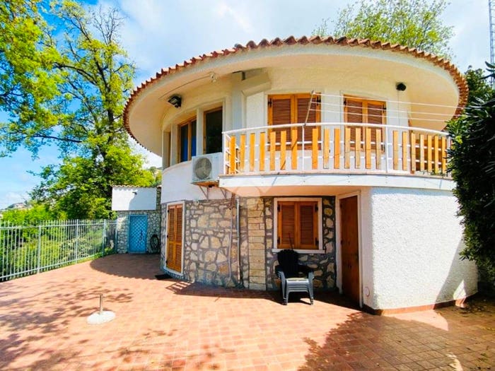 Casa quadrilocale in vendita in Viale Paradiso, Torremezzo Di Falconara, Falconara Albanese