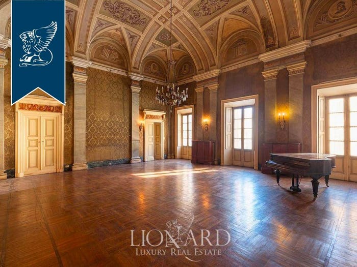 Casa con 6 locali in vendita in Centro, Cremona