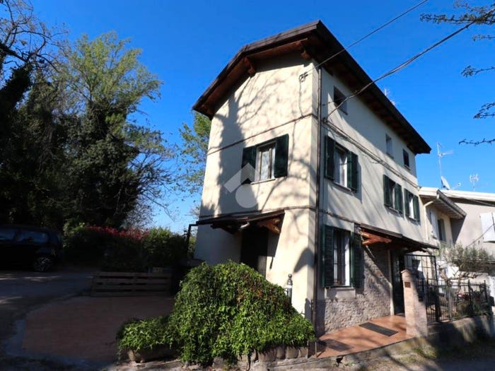 Casa trilocale in vendita in Via san donnino, Pozza, Maranello