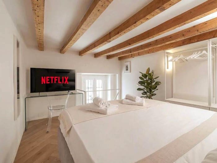 Appartamento bilocale in vendita in Via Gaudenzio Ferrari, Corso Genova, Milano