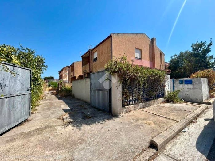 Casa quadrilocale in vendita in Via Antares, La Maddalena, Capoterra