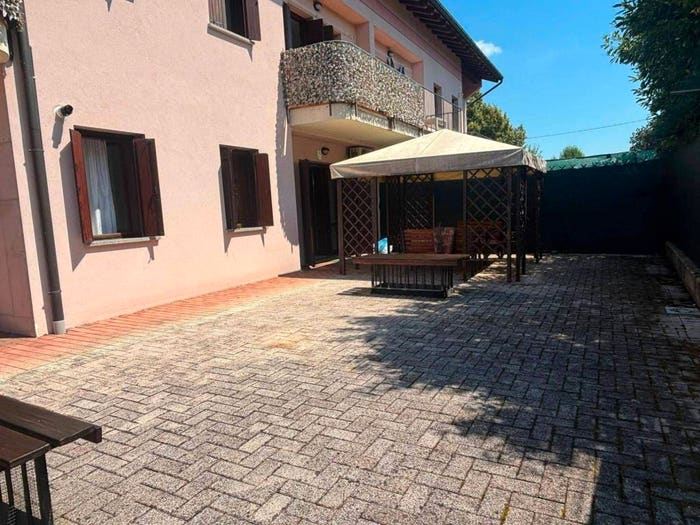 Appartamento trilocale in vendita in Via Tuna, Asolo