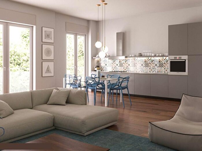 Appartamento trilocale in vendita in Via Lambro, Cristo Re, Cremona