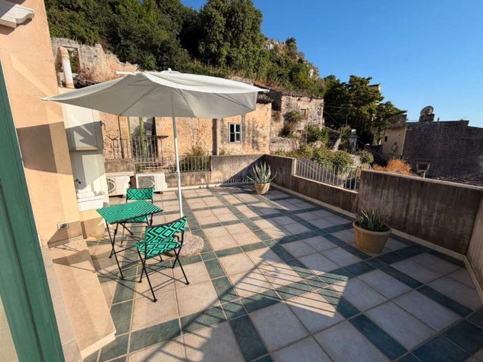 Casa quadrilocale in vendita in Via San Andrea, Modica Bassa, Modica