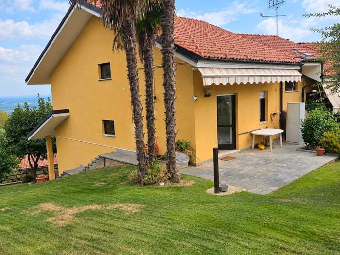 Casa con 6 locali in vendita in Via Creusa, La Creusa, Saluzzo
