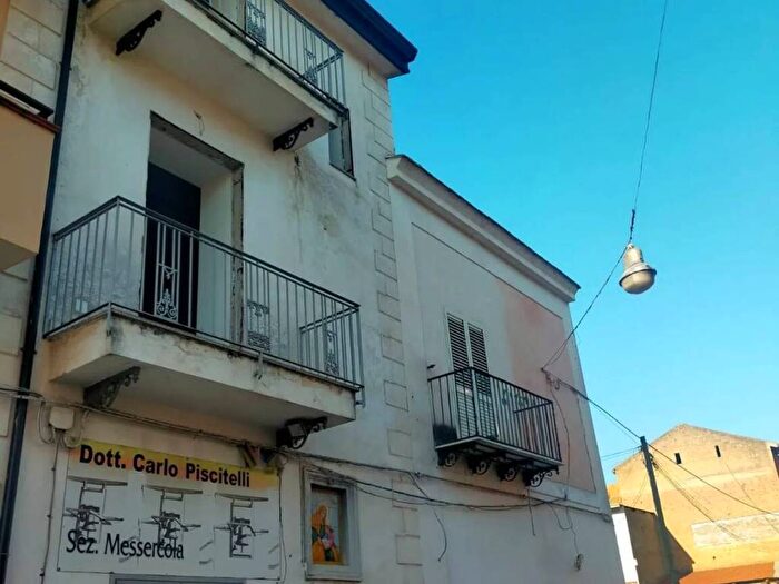 Appartamento quadrilocale in vendita in Via Principe Umberto, Santa Maria a Vico