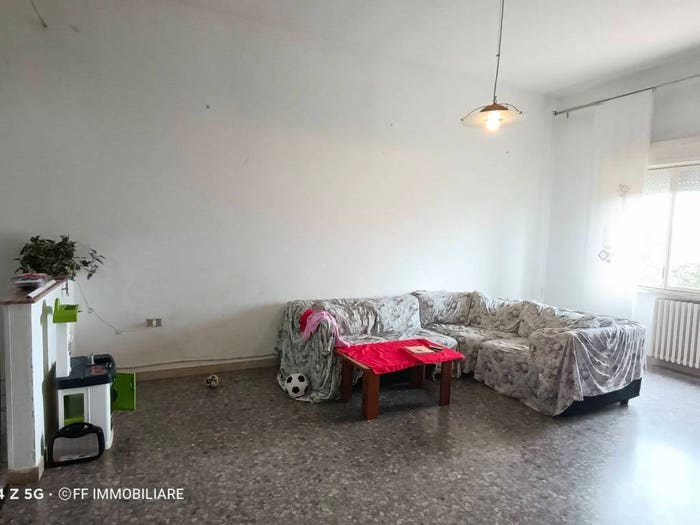 Appartamento con 5 locali in vendita in Via Antonio Gramsci, Centro, Monte Urano