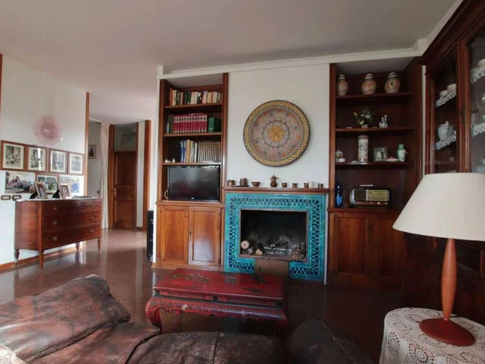 Casa con 6 locali in vendita in Via Montebianco, Centro, Poggibonsi
