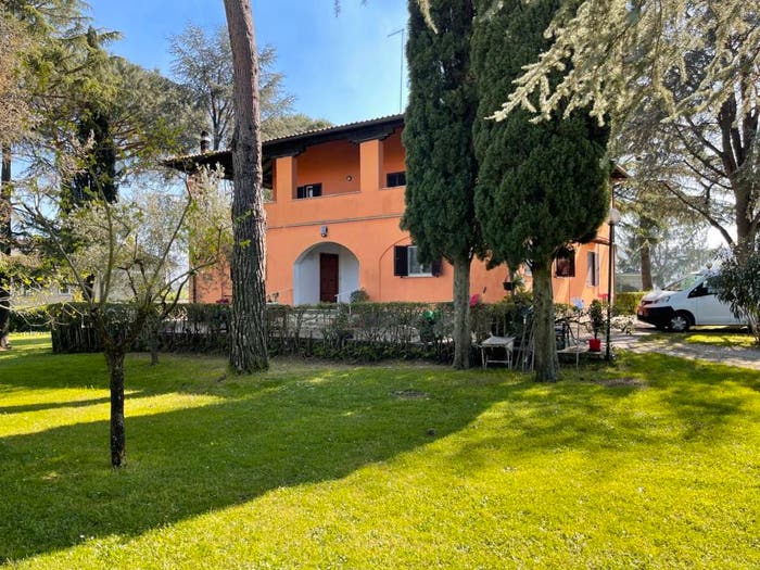 Casa con 6 locali in vendita in Via Cassia Cimina, Centro, Ronciglione