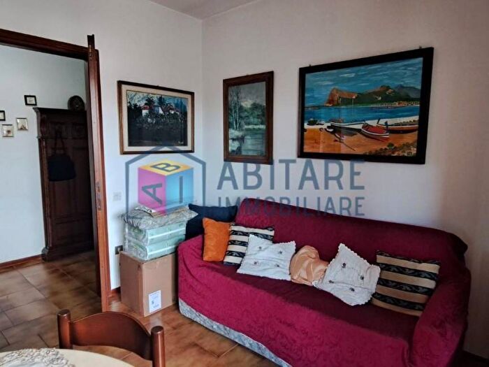Appartamento con 5 locali in vendita in Via Martiri di Via Fani, Stagno, Collesalvetti