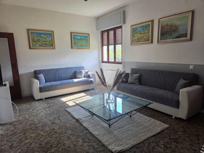 Appartamento con 5 locali in vendita in Marina di Carrara, Carrara