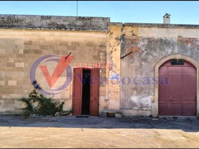 Casa quadrilocale in vendita in Via Donato Maria Granafei, Sternatia