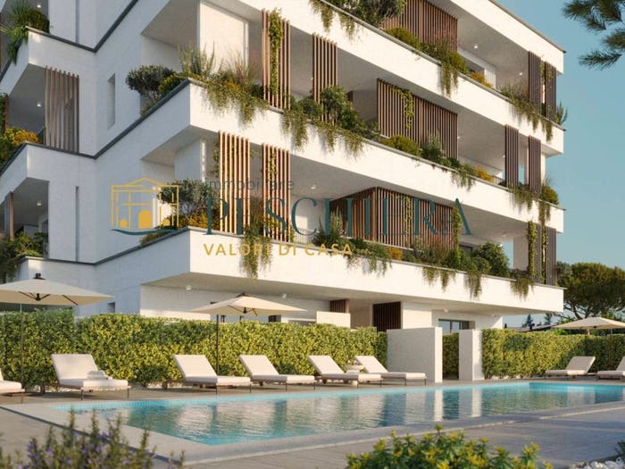 Appartamento trilocale in vendita in Via Petrarca, Centro, Peschiera del Garda