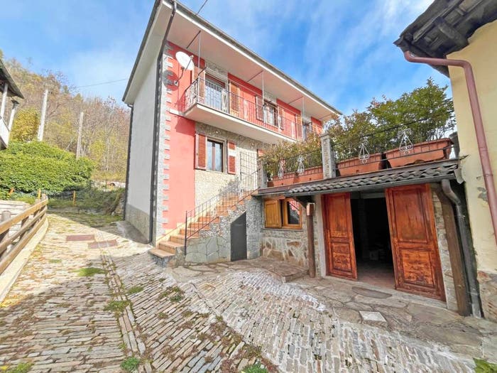 Casa con 6 locali in vendita in Borgata Fontane, Salza di Pinerolo
