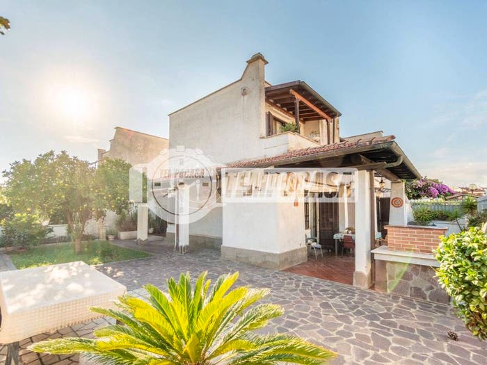 Casa con 6 locali in vendita in Via Acerra, Cerenova, Cerveteri