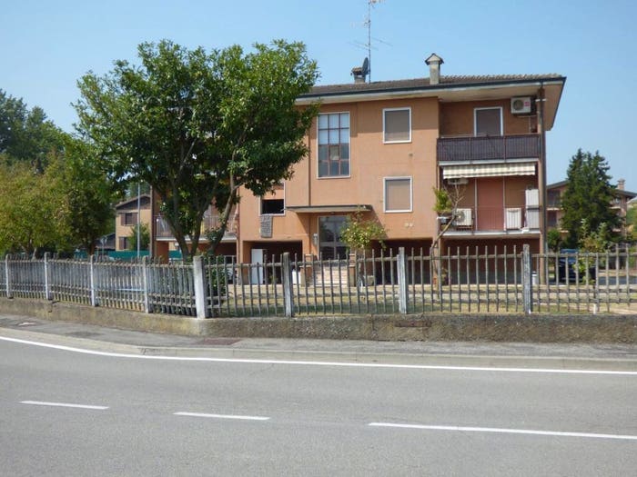 Appartamento trilocale in vendita in Via Ada Negri, Centro, Galgagnano