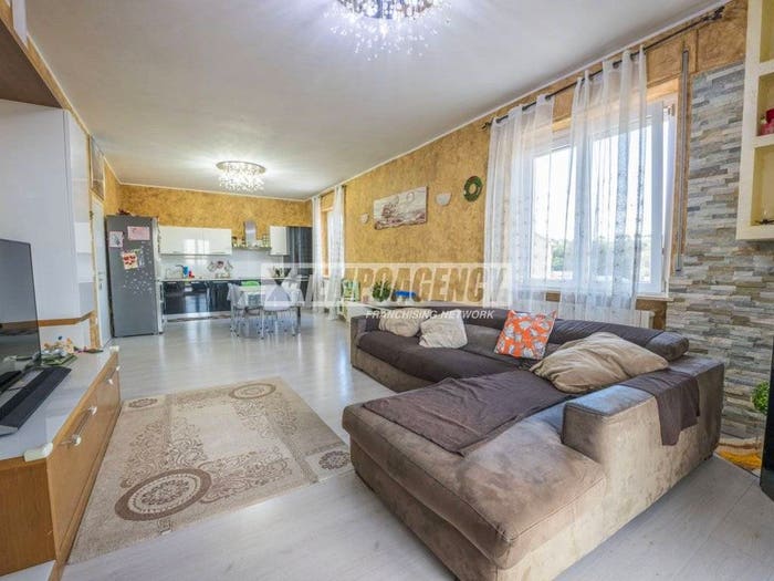 Appartamento con 5 locali in vendita in Contrada Trodica, Corridonia