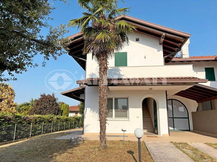 Casa con 6 locali in vendita in Centro, Roveredo in Piano