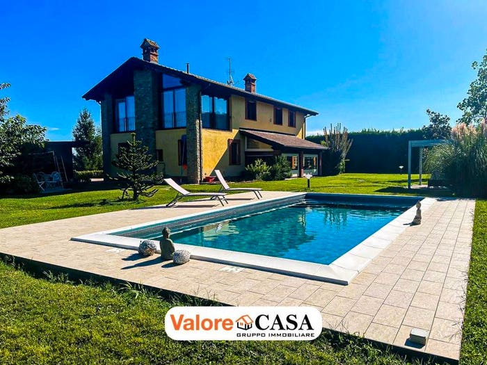 Casa con 6 locali in vendita in Centro, Acqui Terme