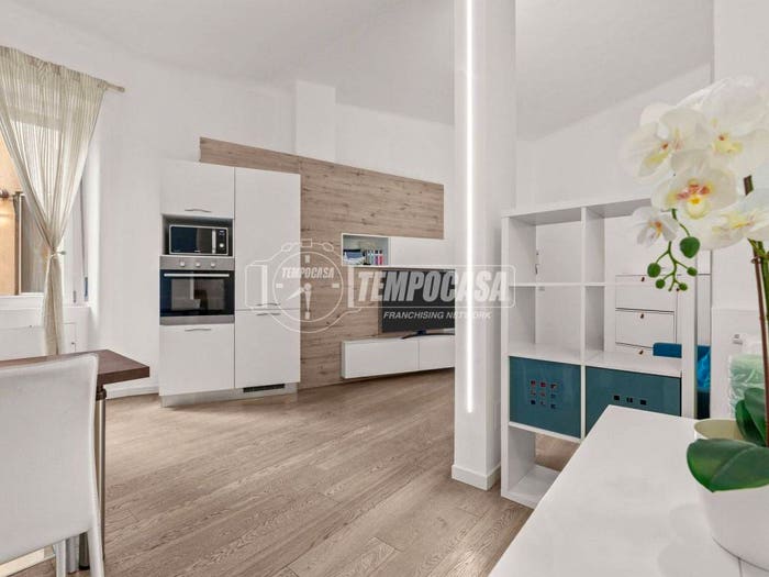 Appartamento trilocale in vendita in via pacini, Città Studi, Milano