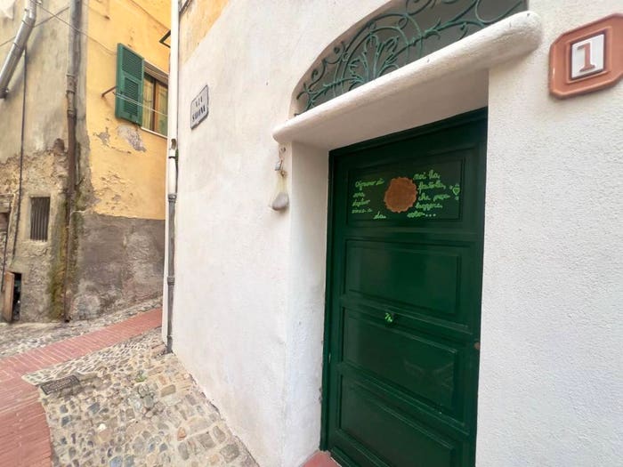 Appartamento bilocale in vendita in Via Savona, Foce Semeria, Sanremo