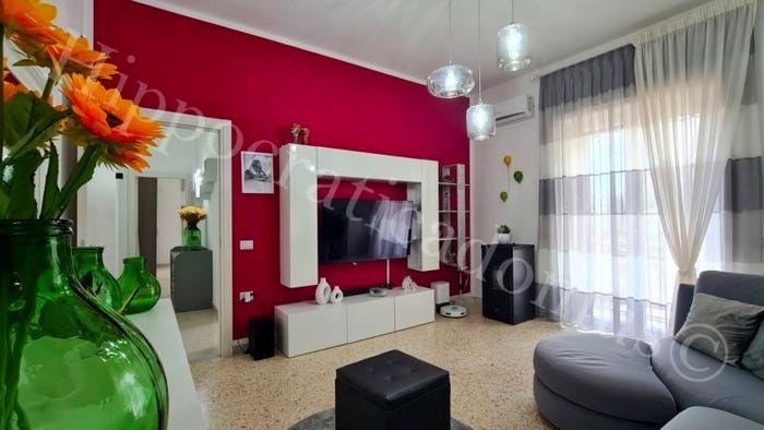 Appartamento trilocale in vendita in Piazzetta Eduardo De Filippo, Mercato, Giffoni Valle Piana
