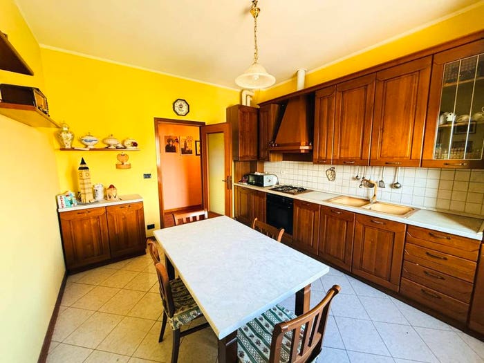 Appartamento quadrilocale in vendita in Villa Poma, Borgo Mantovano