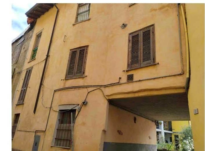 Appartamento bilocale in vendita in Via Antonio Gramsci, Centro, Malnate