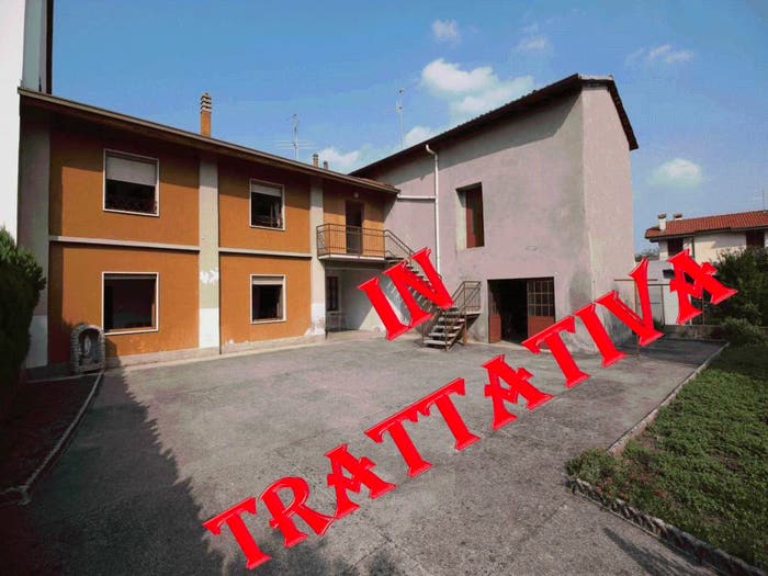Casa quadrilocale in vendita in Via Torquato Tasso, Centro, Filago