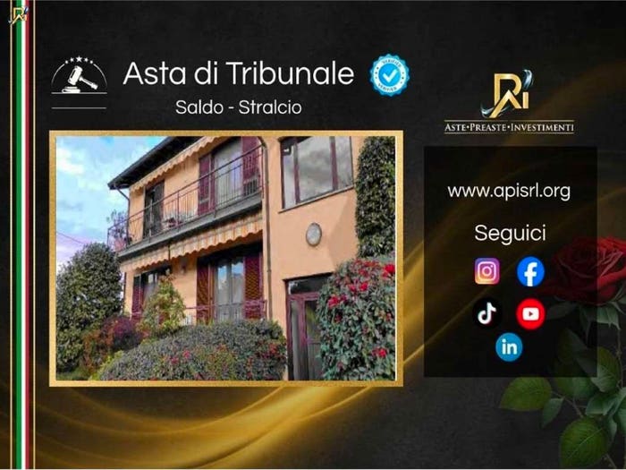 Appartamento quadrilocale in vendita in Via trieste A, Buguggiate